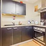 1 Bedroom Lovely In *
