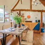 Tatil Evi 1 Bedroom Lovely In