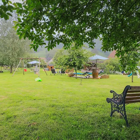 1 Bedroom Stunning Home In Alette Alette