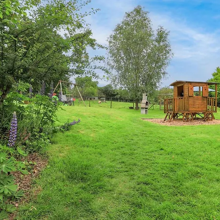 1 Bedroom Stunning Home In Alette *
